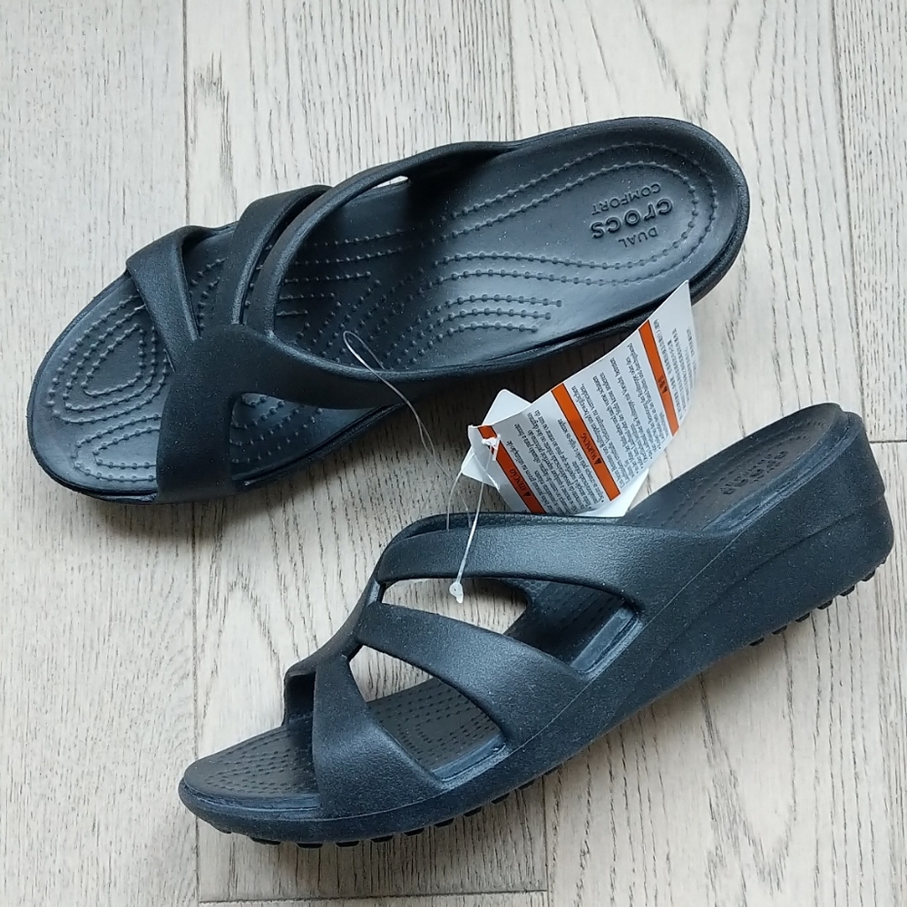 Crocs Sanrah Black Strappy Wedge Sandals